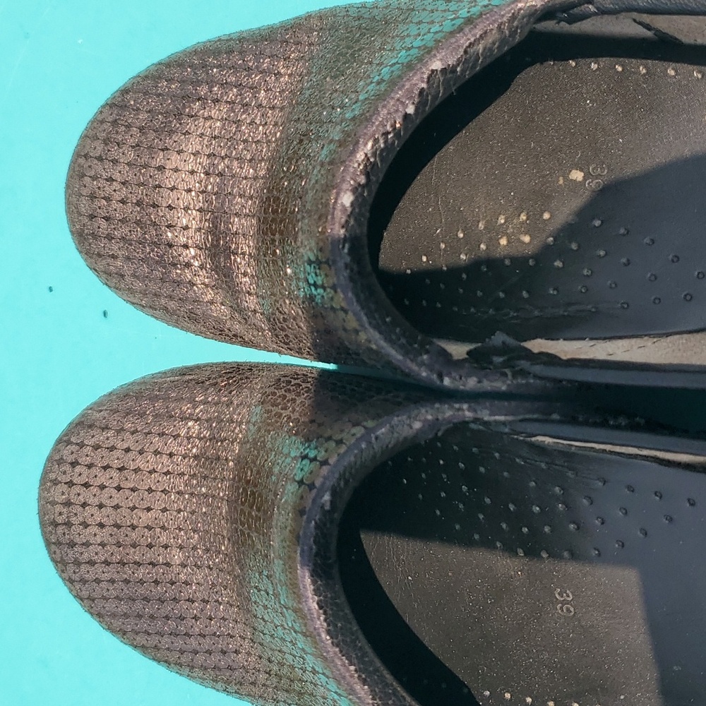 Dansko Clogs - Picture 4 of 5